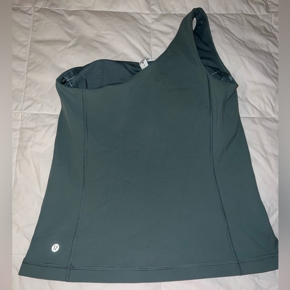 Lululemon Tank - Picture 3 of 5